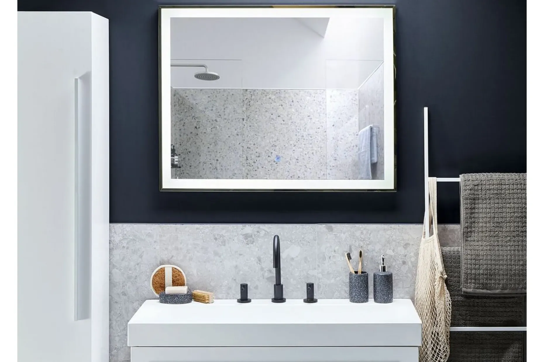 Argens Spegel 70x90 cm LED
