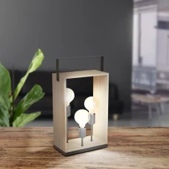 Bordslampa Famborough med 3 lampor