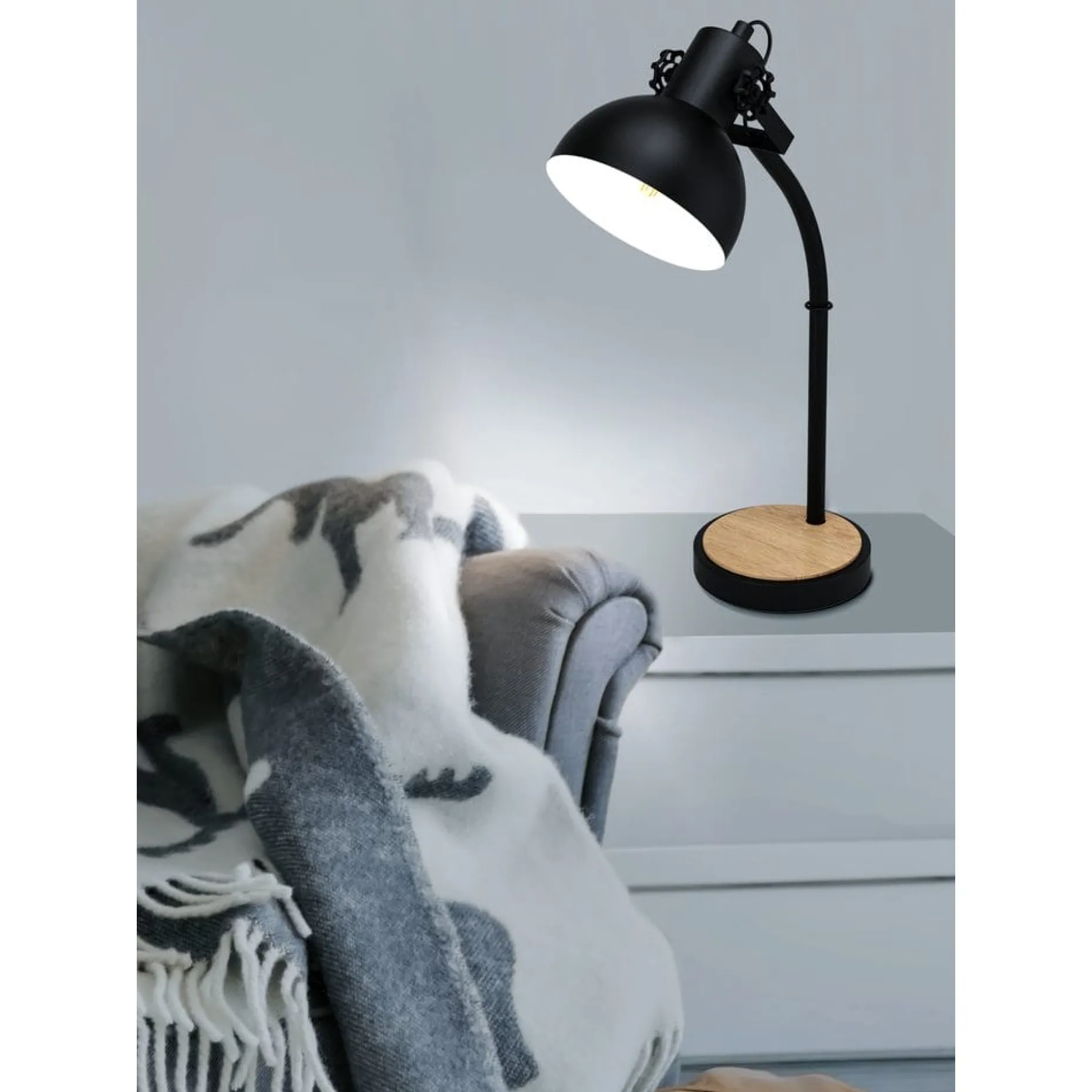 Bordslampa Lubenham