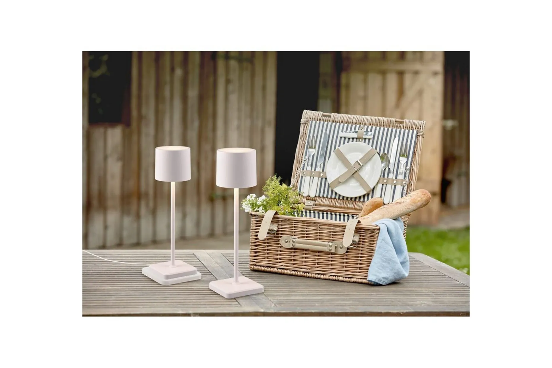 Bordslampa TRIO Fernandez Mattvit