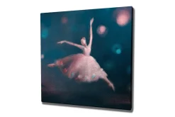 Canvastavla - Dansande ballerina i en drömlik atmosfär