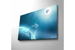 Canvastavla med LED-belysning - Astronaut svävande i rymden över jorden