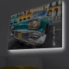 Canvastavla med LED-belysning - Vintage bil i retro stil med en grön nyans