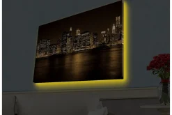 Canvastavla med LED-belysning - Storslagen stadsbild av en skyline med upplysta skyskrapor