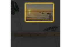 Canvastavla med LED-belysning - Solnedgång över stilla vatten med paddlare i horisonten