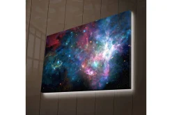 Canvastavla med LED-belysning - Färgrik galax med stjärnor och nebulosor
