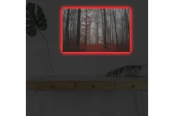 Canvastavla med LED-belysning - Dimmig skog med röda löv och höga träd