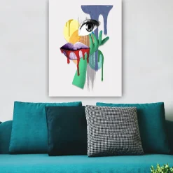 Canvastavla 70x100 cm - Ett surrealistiskt porträtt med en öga, läppar och en hand i livfulla färger