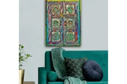 Canvastavla 70x100 cm - Färgglad och detaljerad dörr med intrikata sniderier och mönster