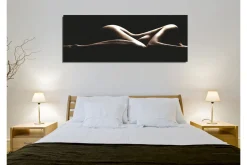 Canvastavla 80x30 cm - Sensuell komposition av nakna kroppar i mjuka former