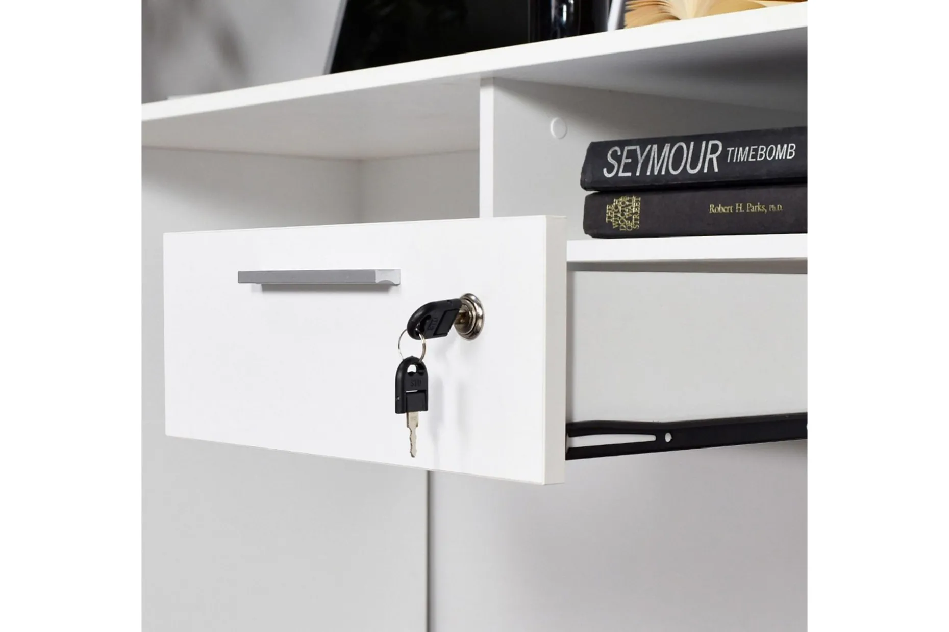 Irbene Skrivbord 120 cm med Förvaring Hyllor + Låsbar Låda