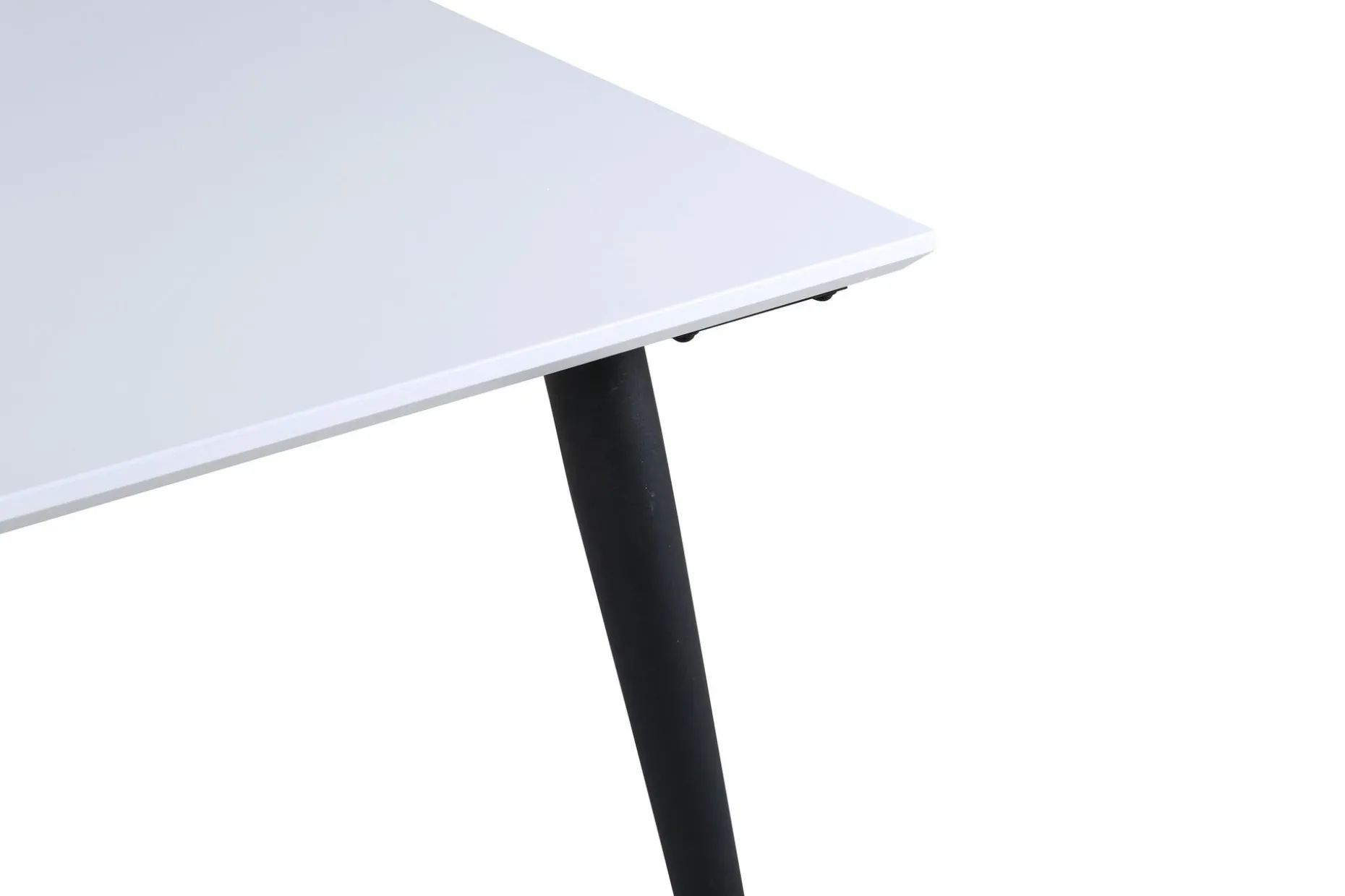 Jimmy Förlängningsbart Matbord 150 cm