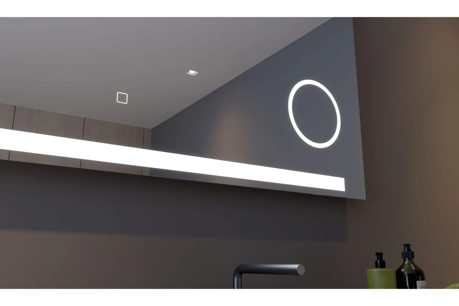 Kolerud Badrumsspegel 60 cm LED-belysning