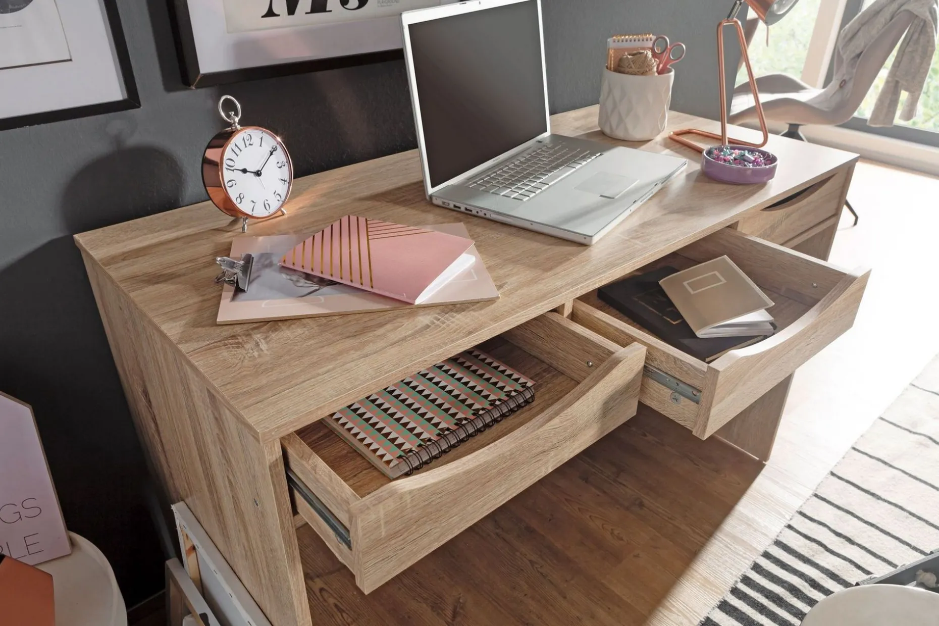 Ryea Skrivbord 120 cm med Förvaring 3 Lådor