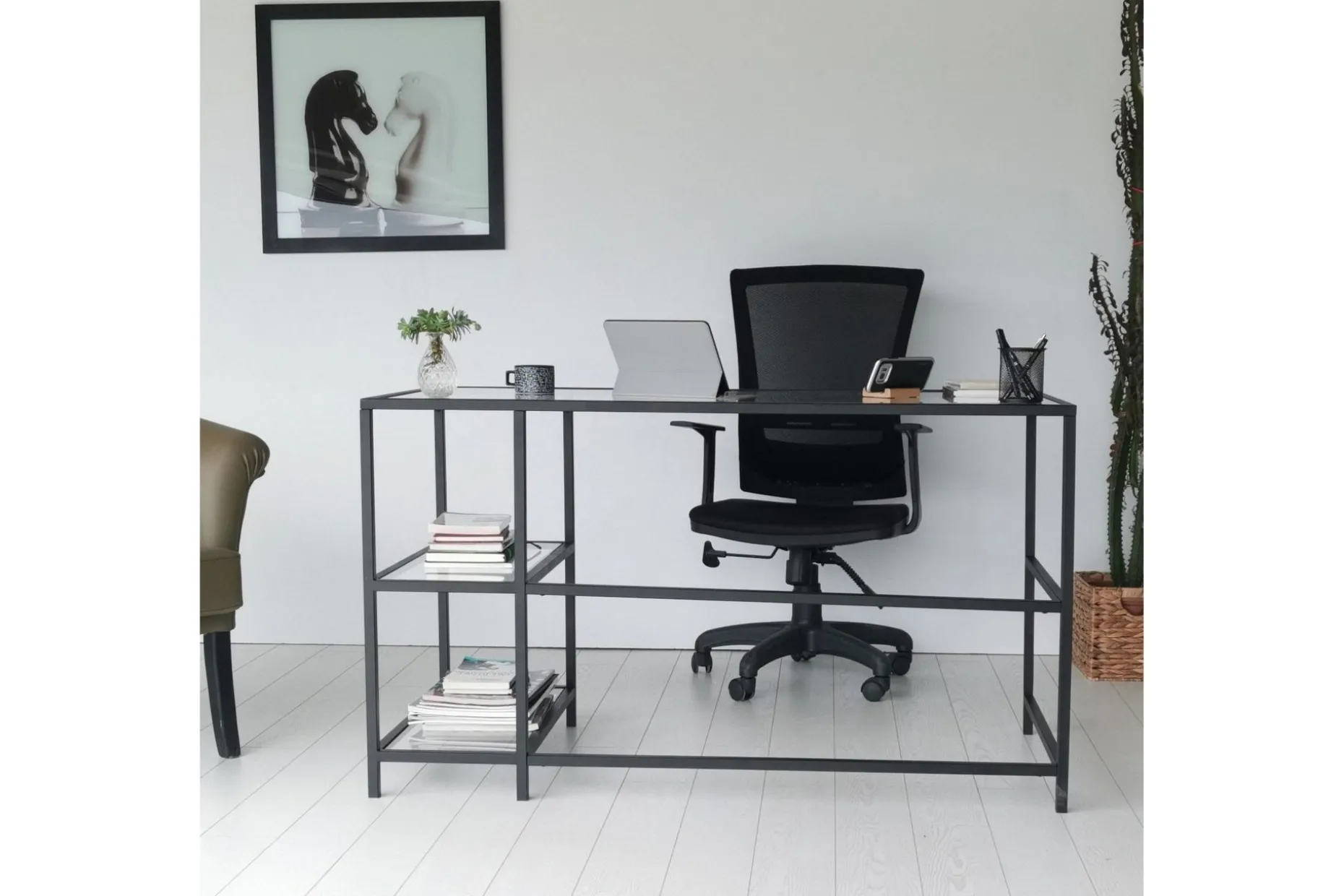 Sabani Skrivbord 130 cm med Förvaring 2 Hyllor