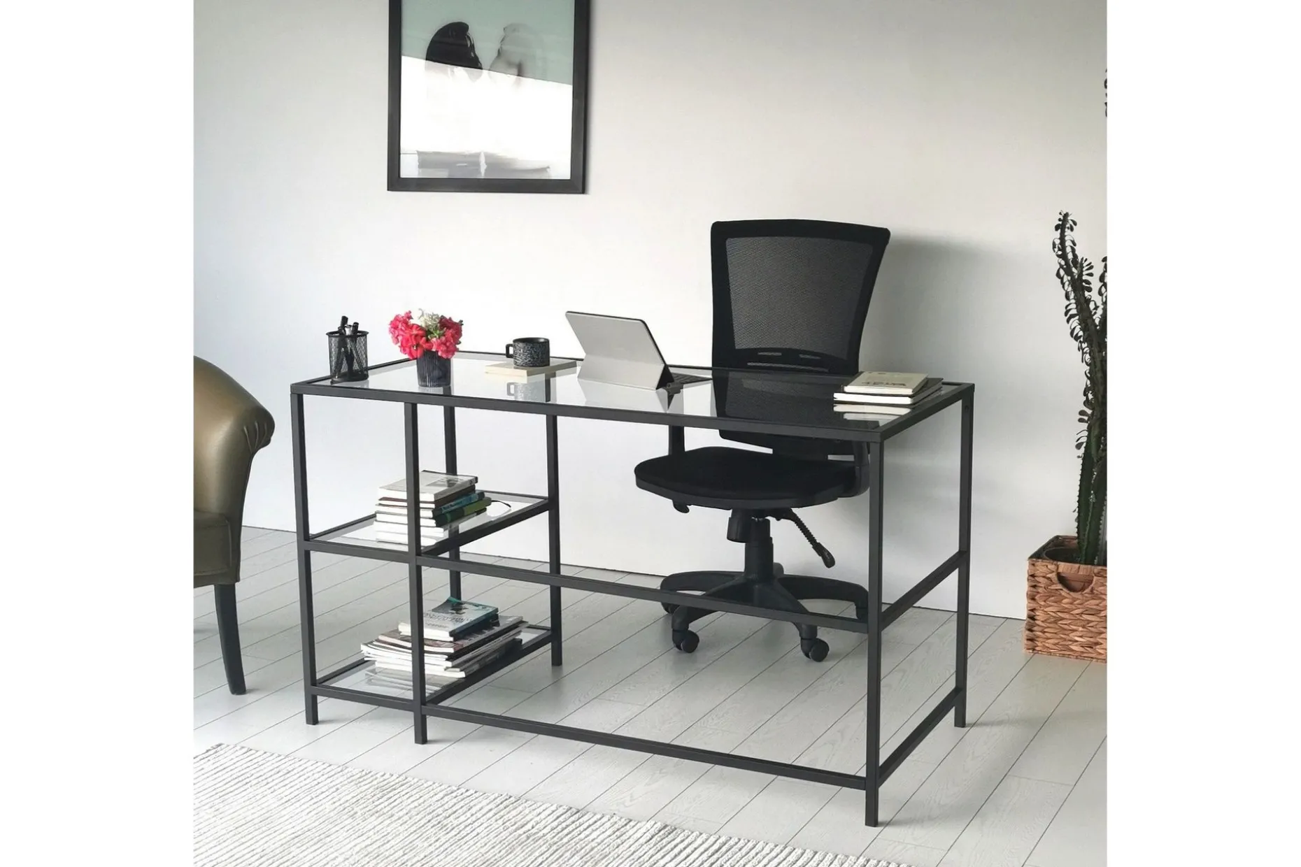 Sabani Skrivbord 130 cm med Förvaring 2 Hyllor