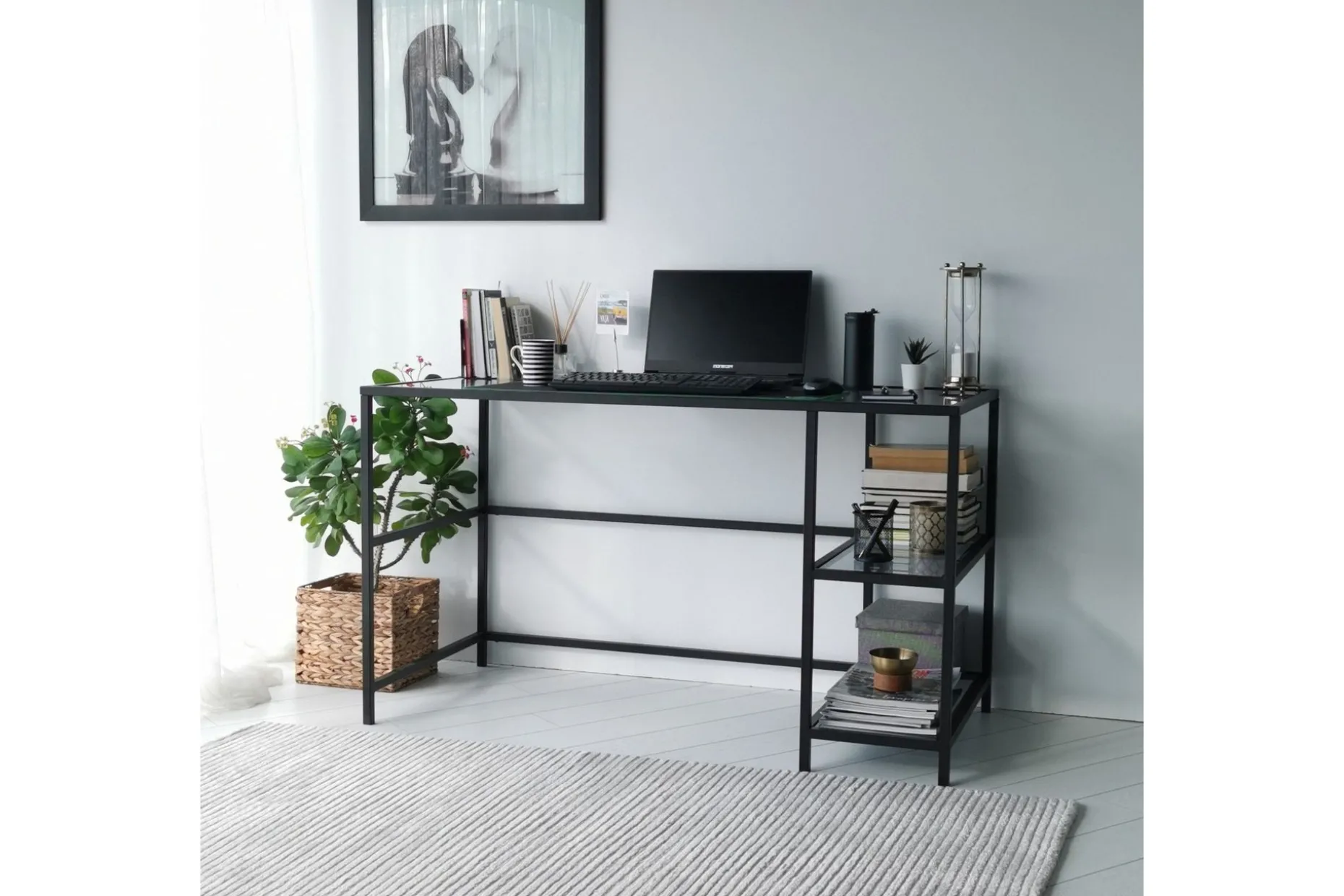 Sabani Skrivbord 130 cm med Förvaring 2 Hyllor