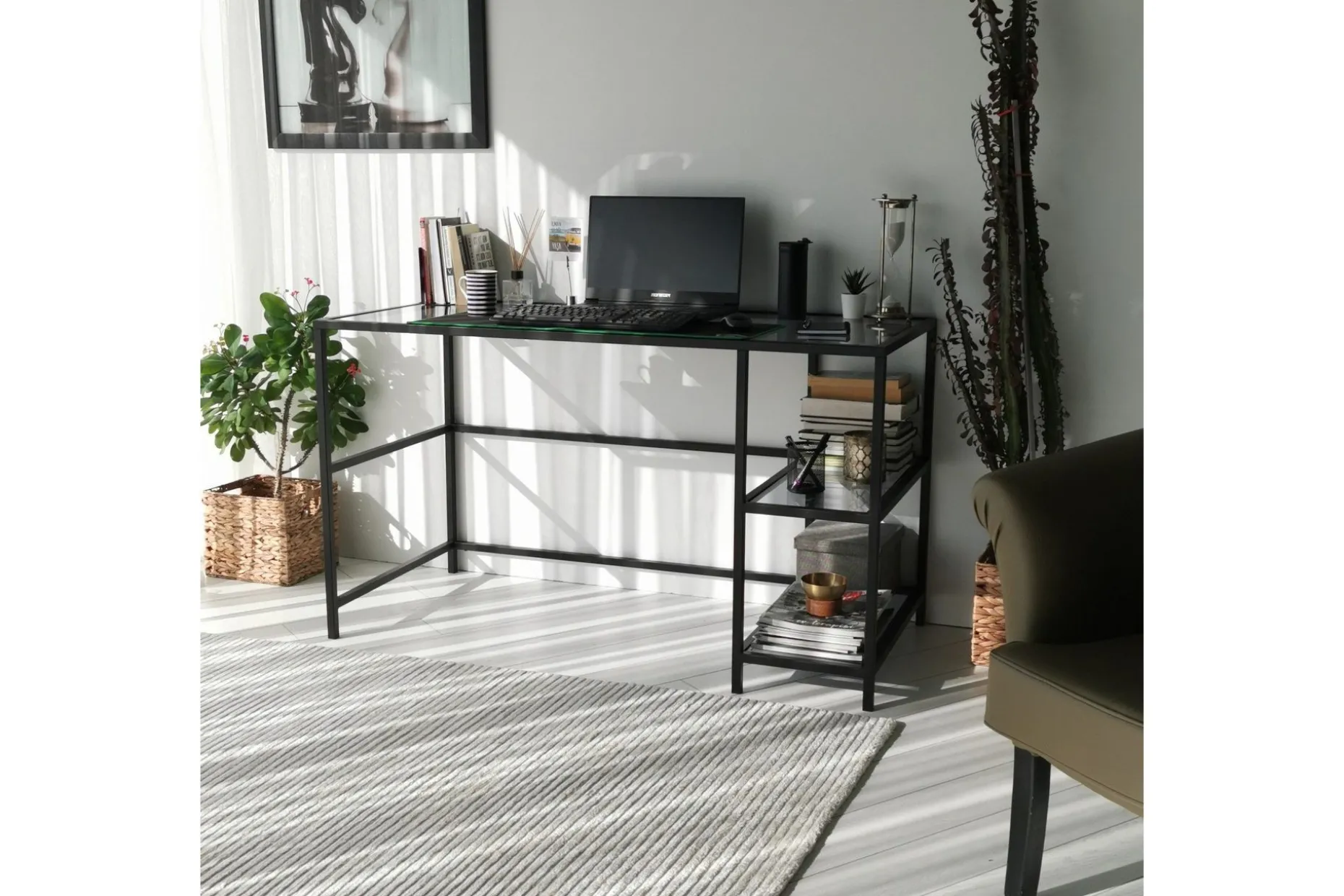 Sabani Skrivbord 130 cm med Förvaring 2 Hyllor