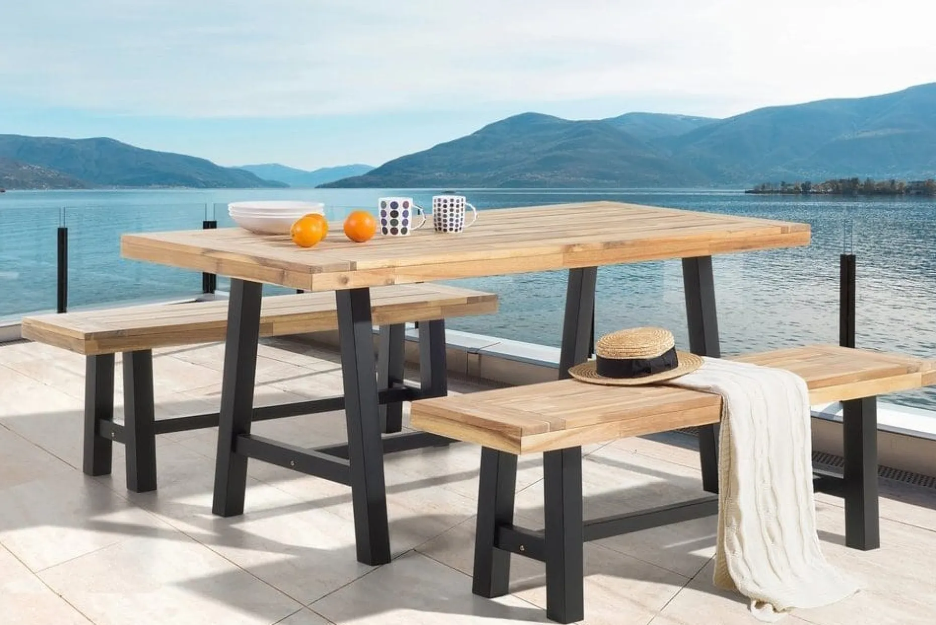 Scania Trädgårdmöbelset Utebord+ 2 Bänkar Utomhus 80 cm