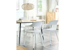 Set med 2 matstolar Almira