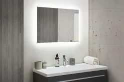 Shubrick Spegel LED 60x80 cm