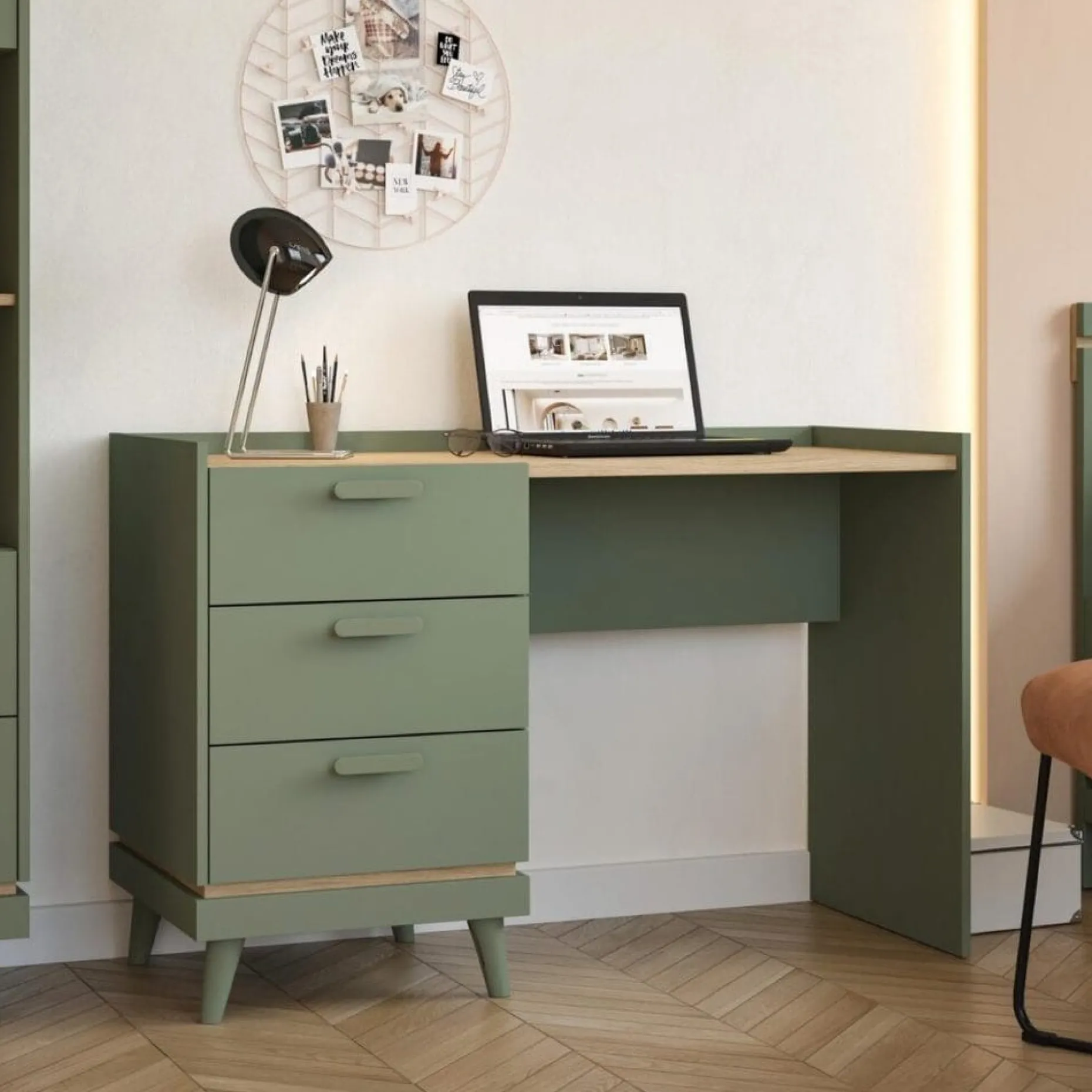 Skrivbord Scandi med 3 lådor