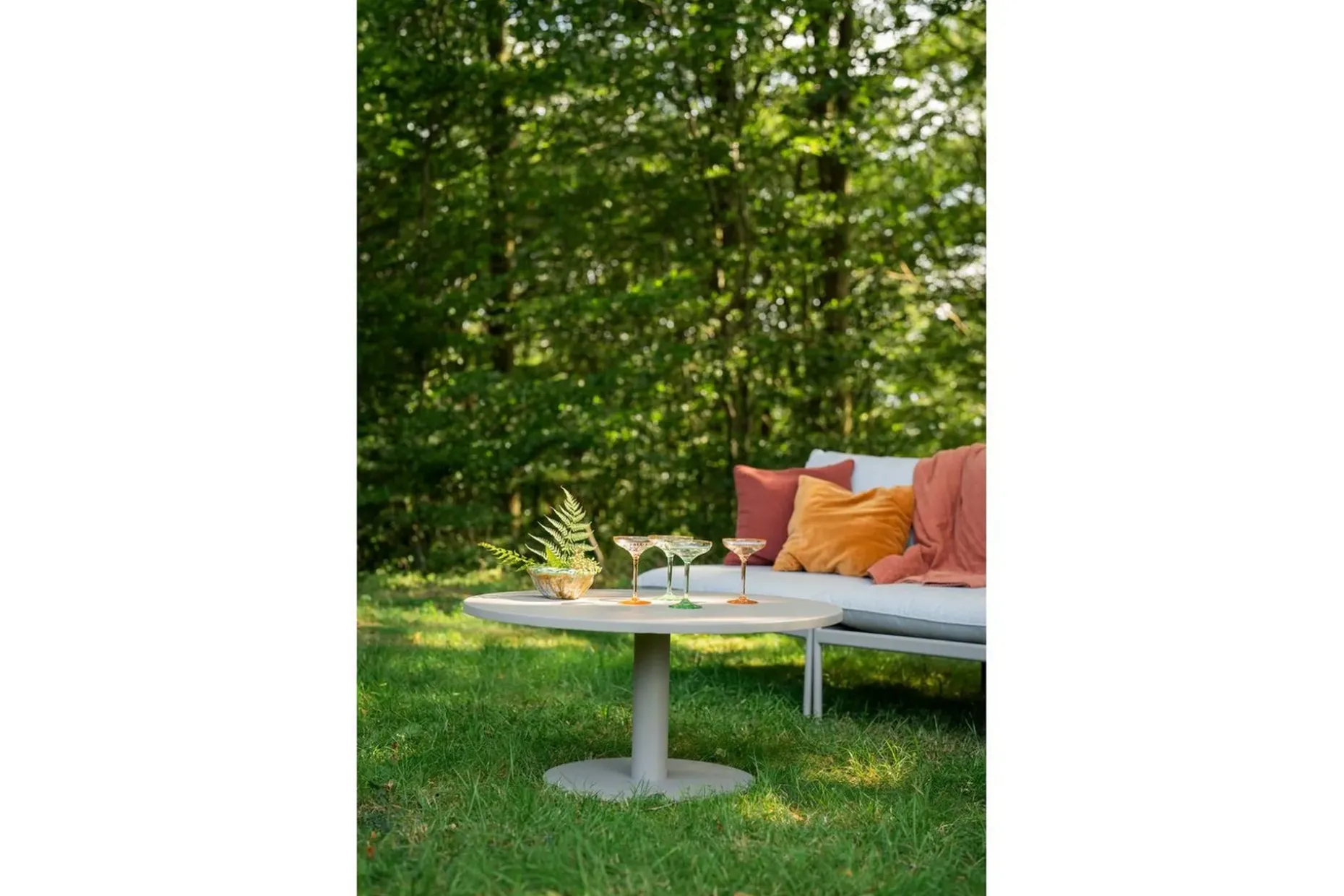 Soffbord Utomhus Hillerstorp Näsby Ø80 cm Sand