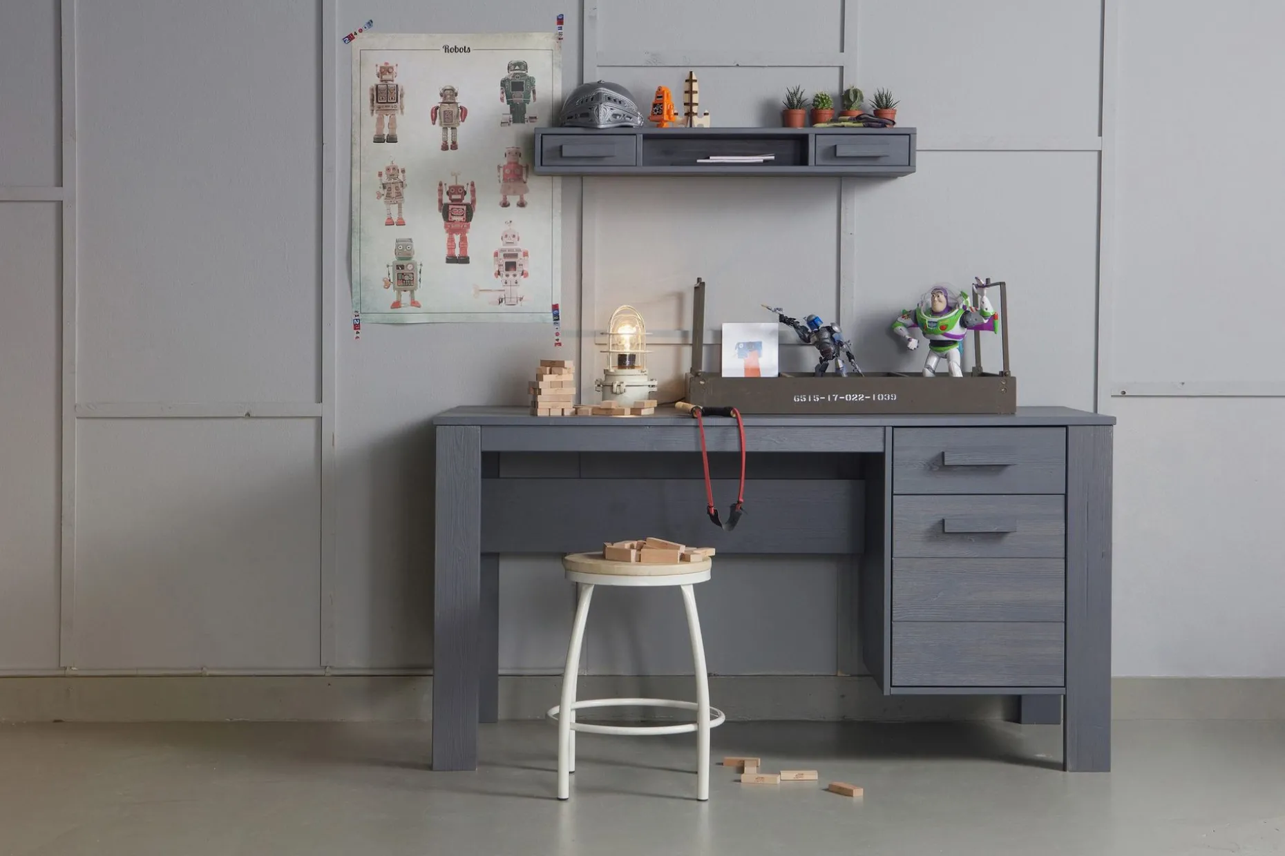 Tenney Datorbord 141 cm med Förvaring Låda + Skåp