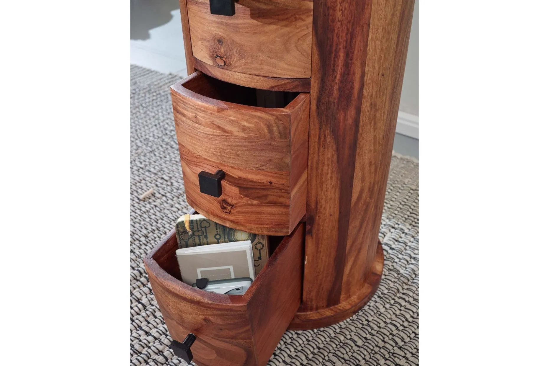 Willowdale Sideboard 35 cm 4 Lådor Runt